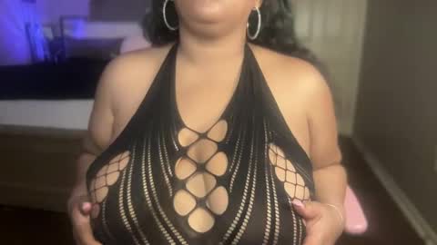 Snapshot of meetsouthernpeach chatting on 02/22/25, 05:55 Southern Peach online show from 02/22/25, 05:55