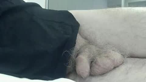 meforu21 online show from 12/05/24, 04:34