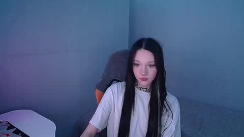 mefwhOre online show from 10/09/25, 05:22