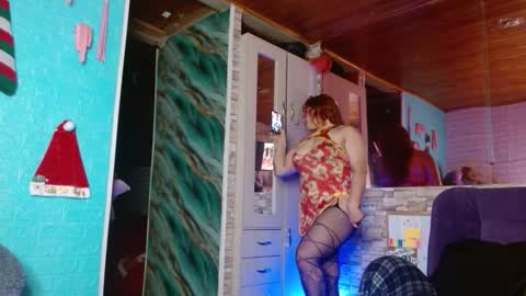 Snapshot of meg4n_420 chatting on 11/18/25, 05:23 megan online show from 11/18/25, 05:23