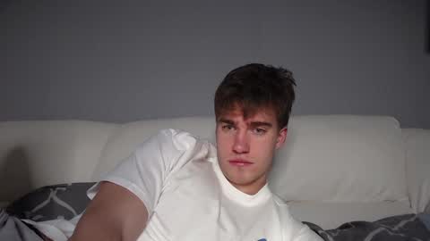 Max online show from 01/12/25, 03:14