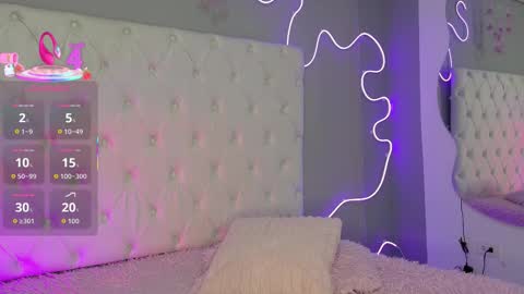 Megan  online show from 09/13/25, 04:23