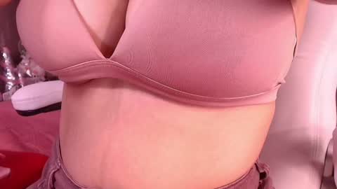 Snapshot of megan_akbar chatting on 12/16/24, 06:16 megan akbar online show from 12/16/24, 06:16