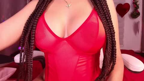 Snapshot of megan_akbar chatting on 02/14/25, 11:53 megan akbar online show from 02/14/25, 11:53