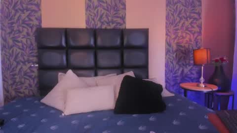 emily online show from 04/18/26, 12:53