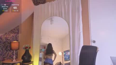 Snapshot of megan_al chatting on 06/19/26, 02:21 emily online show from 06/19/26, 02:21