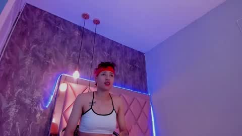 M E G A N online show from 01/04/25, 07:02