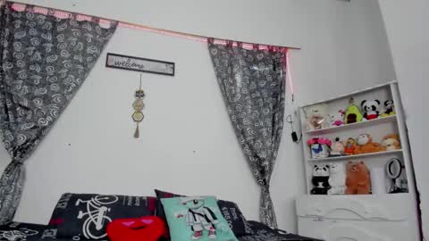 M E G A N online show from 09/19/25, 07:25