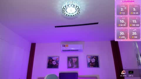 Megan online show from 11/07/25, 10:15