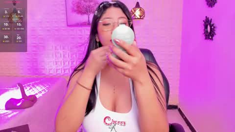 Megan online show from 12/05/25, 10:24