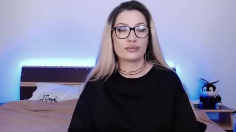 Megan Blazee  online show from 12/22/24, 09:20