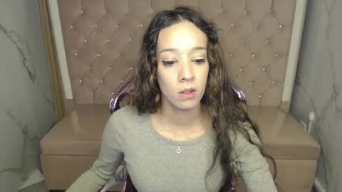 megan_collins_b online show from 09/27/25, 12:54
