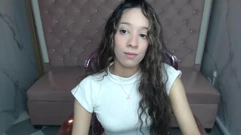 megan_collins_b online show from 09/29/25, 12:43