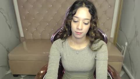 megan_collins_b online show from 10/03/25, 12:46