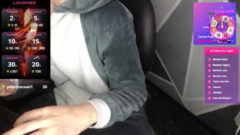 Megan and sophi online show from 12/20/25, 01:29