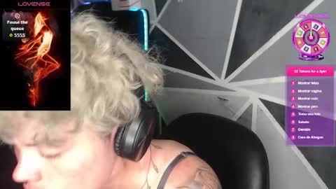 Megan and sophi online show from 01/09/26, 01:19