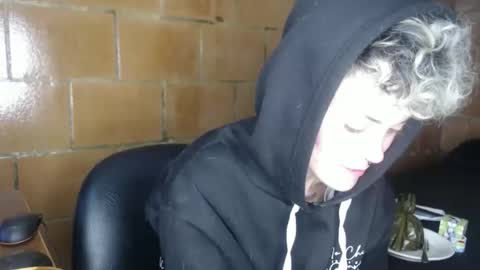 Megan and sophi online show from 05/02/26, 03:00