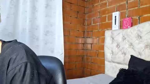 Megan and sophi online show from 05/23/26, 12:27
