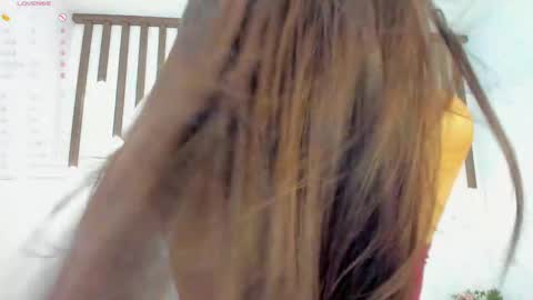 MEGAN COOPER online show from 10/03/25, 07:55