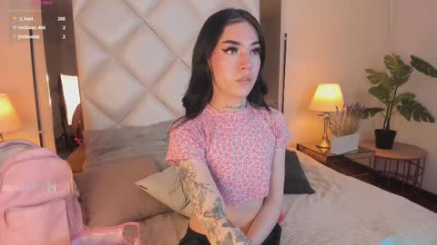 Snapshot of megan_dh chatting on 09/10/25, 12:38 Megan online show from 09/10/25, 12:38