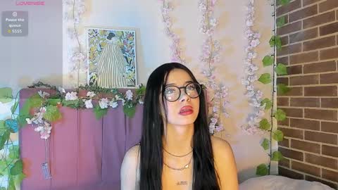 Snapshot of megan_gg chatting on 03/31/26, 09:15 megan_gg online show from 03/31/26, 09:15