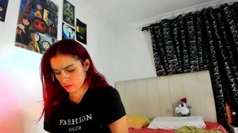 Snapshot of megan_hally chatting on 06/25/26, 11:04 Megan online show from 06/25/26, 11:04