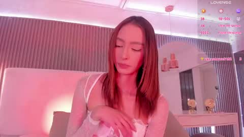 MEGAN online show from 04/17/26, 05:16