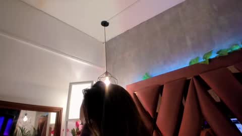    online show from 03/06/25, 02:41