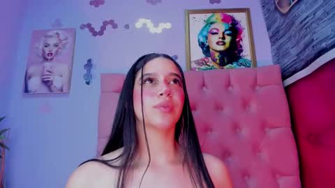 megan_jenner1 online show from 11/30/25, 10:19