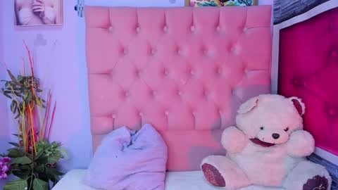 megan_jenner1 online show from 01/08/26, 06:05