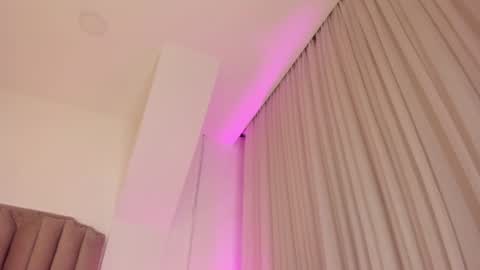   online show from 12/05/24, 06:54