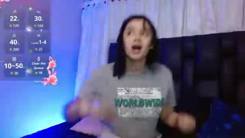Snapshot of megan_lr chatting on 07/12/26, 01:18 Valentina online show from 07/12/26, 01:18