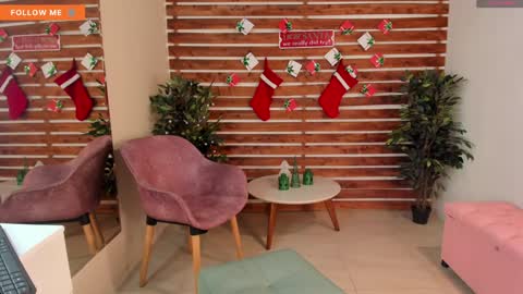 megan_raiin online show from 12/24/24, 05:27