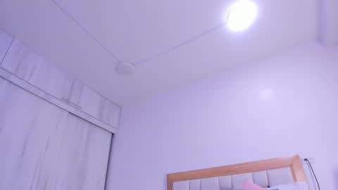 megan online show from 11/21/25, 03:05