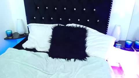 Snapshot of megan_saint chatting on 09/11/25, 04:12 megan_saint online show from 09/11/25, 04:12