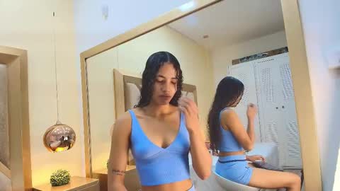 Megan Siner online show from 11/10/25, 12:26