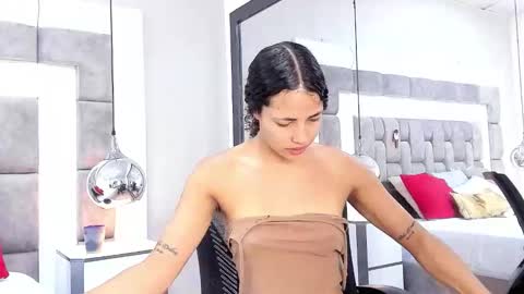 Megan Siner online show from 11/16/25, 12:44