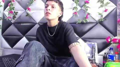 megan_thompsonn_ online show from 10/29/25, 02:25