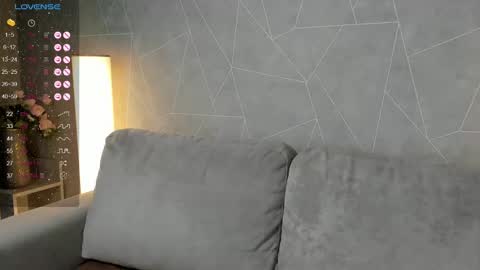 Megan Mon Fri  1600-2200pm Tue Wen Sat 0900-1600pm online show from 02/10/25, 07:07