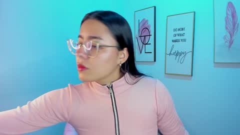 megan online show from 12/08/24, 12:18