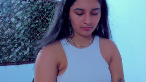 Snapshot of megan_whitte_01 chatting on 12/10/24, 11:30 megan white 01  online show from 12/10/24, 11:30