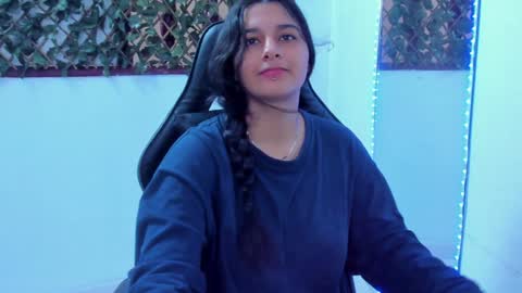 Snapshot of megan_whitte_01 chatting on 01/12/25, 08:14 megan white 01  online show from 01/12/25, 08:14