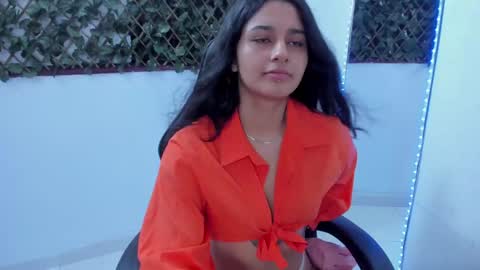 Snapshot of megan_whitte_01 chatting on 01/27/25, 11:11 megan white 01  online show from 01/27/25, 11:11