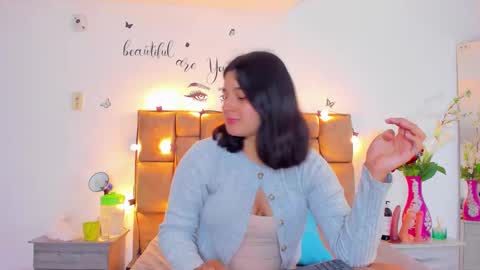 Snapshot of megan_whitte_01 chatting on 09/09/25, 06:18 megan white 01  online show from 09/09/25, 06:18