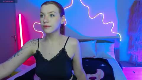 megancat333 online show from 11/17/25, 04:57