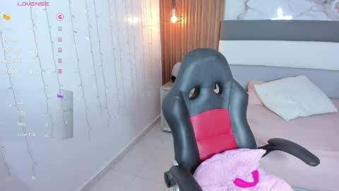 Megan  online show from 04/12/26, 12:43