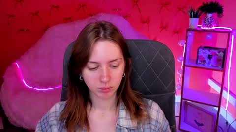 Snapshot of meganclapp chatting on 05/09/26, 05:23 Megan online show from 05/09/26, 05:23