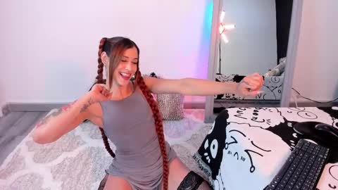 Emma Cyrus online show from 02/03/26, 11:21