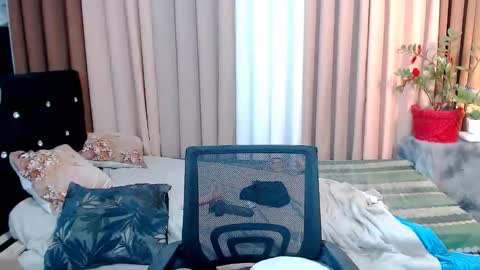 Megan online show from 01/23/25, 05:42