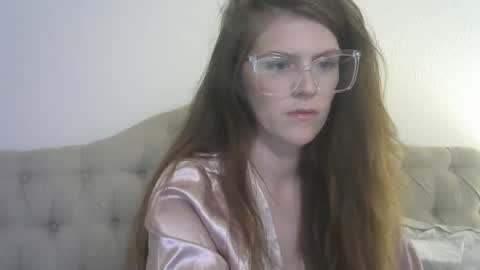 Snapshot of meganholly00 chatting on 09/12/25, 12:22 Megan online show from 09/12/25, 12:22